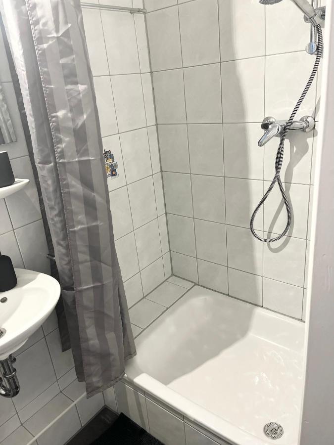 Gemuetliches Zentrales 2 Min Bis Du Hbf Appartement